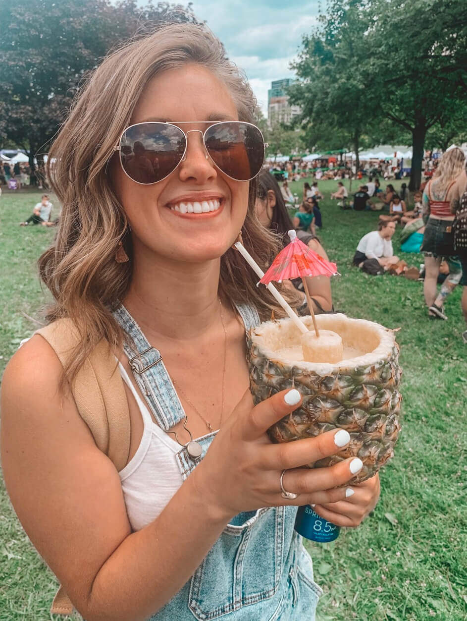 Shelby holding pineapple