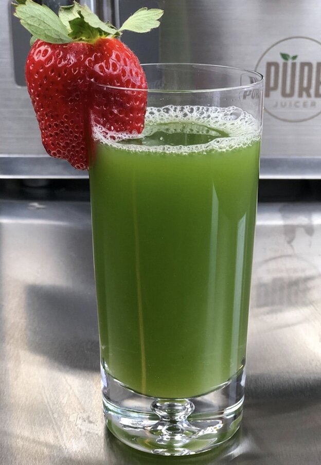 Green juice with strawberry